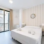 Bhost - Cinteria * Málaga