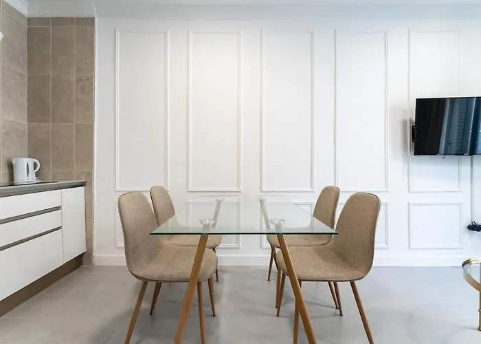 Bhost - Cinteria Lägenhet *