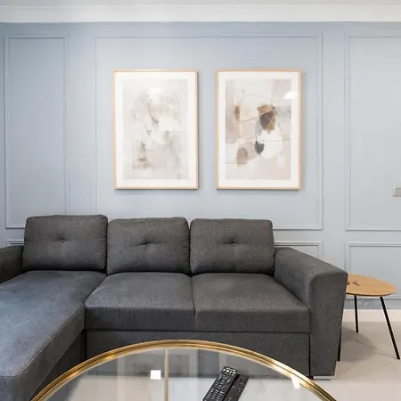 Bhost - Cinteria Апартаменты